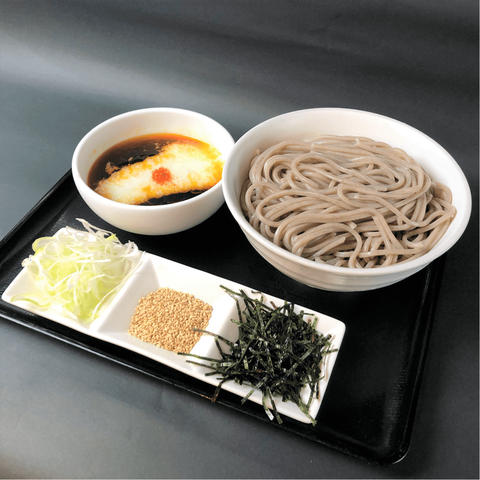 なぜ蕎麦にラー油を入れるのか。 西武新宿店 とろろもりそば