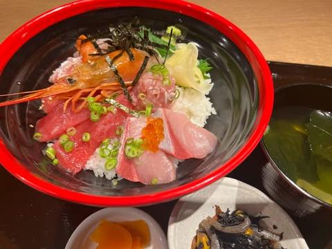 めし道楽 練馬南口店 おまかせ海鮮丼