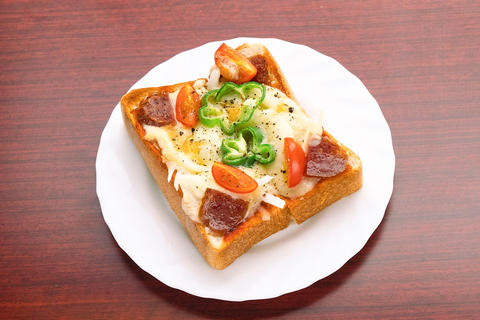 ほぼ’sカフェ 喫茶店のピザトースト
