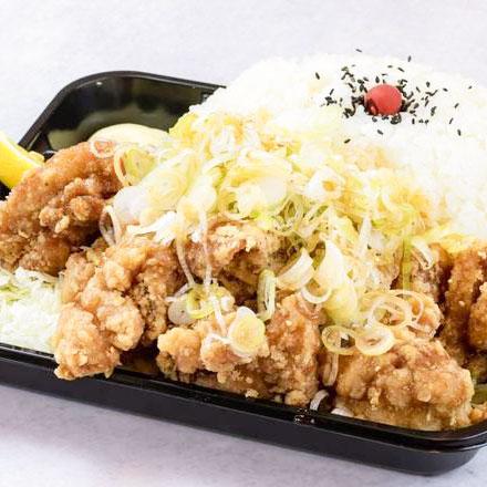 【メガ盛り】1キロ弁当工房 肉MAX！！ 平岸店 1キロねぎ塩からあげ弁当