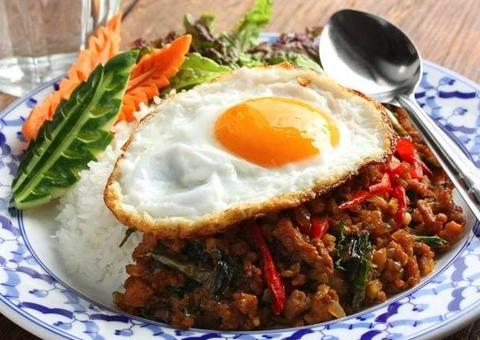 インド・アジアン料理＆バー ダナパニ ガパオライス【GAPAO Rice】