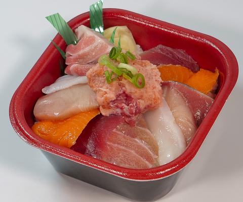 大漁丼家 六本松店 NO.65 いろどり丼