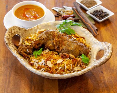 ボンベイ・インディアン・ダイニング&バー 横川店 チキンダムビリヤニ(バスマティライス) CHICKEN DUM BIRYANI