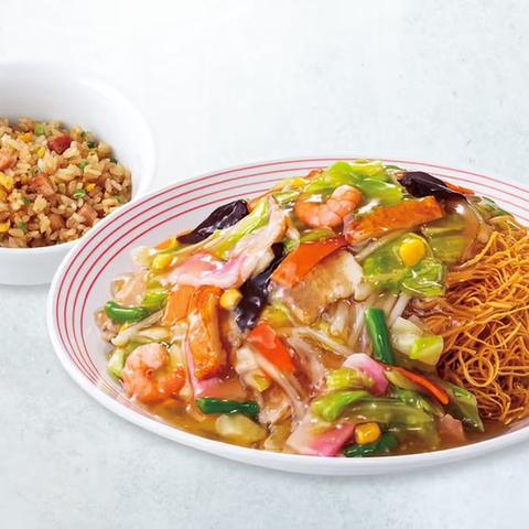 リンガーハット グランエミオ大泉学園店 野菜たっぷり皿うどん半チャーハンセット
