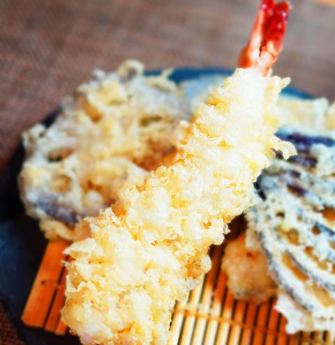 真希 三鷹店 地酒とそば 【揚げ立て】海老の天ぷら(1本)