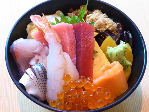 つきじ鈴富 すし富 海鮮丼