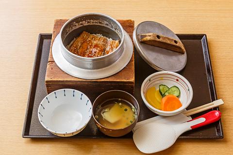 釜めし華 鰻釜めし Eel Rice Hot Pot