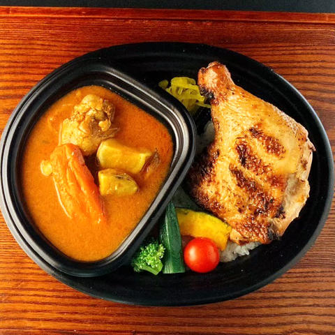 【北海道×肉×カレー】ななつぼし 西新井店 ジャンボチキンレッグのスペシャルカレー