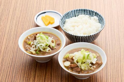 もつ煮定食よし川 新宿フロントタワー店 もつ煮込 2色弁当(みそ味とカレー味)