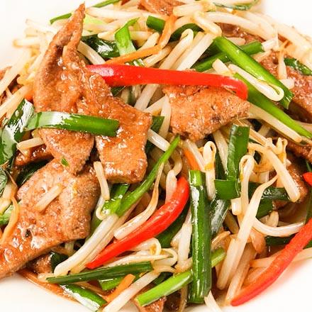チャイナ厨房 亀戸駅前店 ニラレバー (韭菜猪肝)Stir-Fried Liver and China Chives