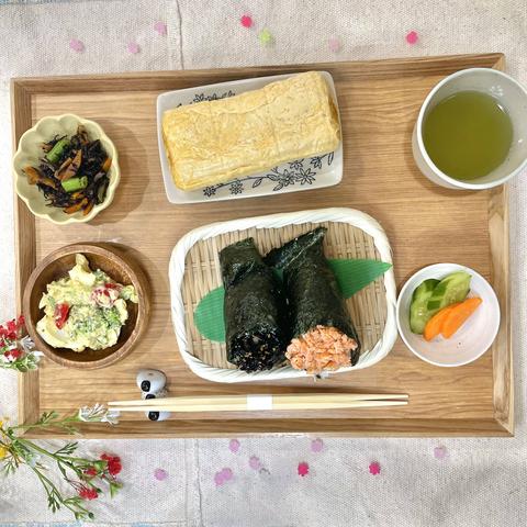 おむすび米心 だし巻き定食