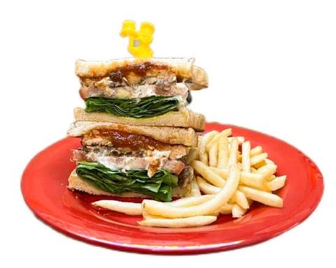 BurgerFactory ジャークチキンサンド Jerk Chicken Sandwich
