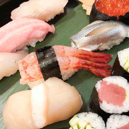 鮨、鰻の割烹勘べえ 握り寿司7貫+巻物