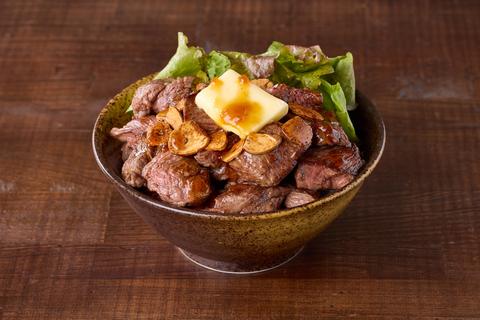 肉テロ！肉たらしくてぎゅう 天王寺店 ニンニクバター醤油のカットステーキ丼(150g) Garlic Butter Cut Steak Bowl