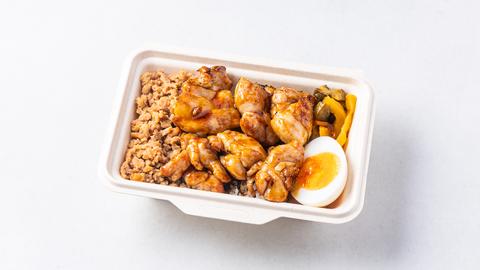 山本肉炭 焼鳥丼