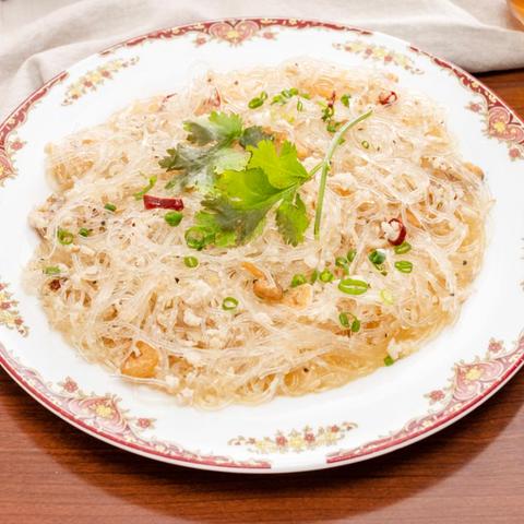 インド料理サハラ谷保店 タイ春雨ホットサラダ Thai Bean Starch Vermicelli Hot Salad