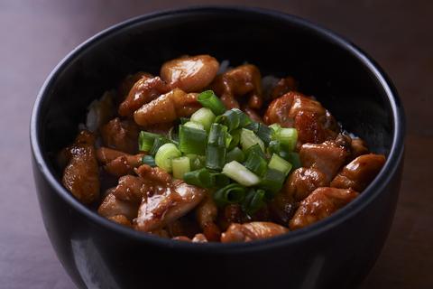 喜三郎農場 大山鶏の焼き鳥丼 Grilled Daisen Chicken Rice Bowl