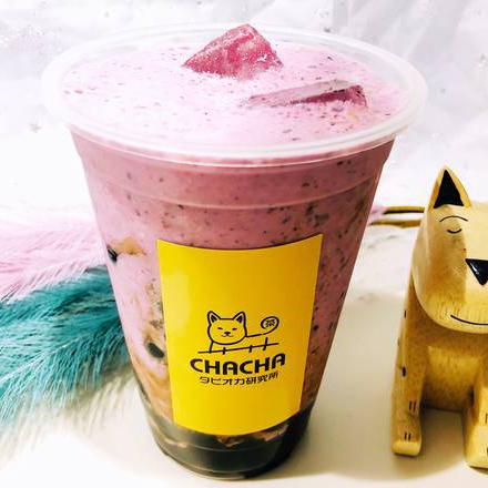 CHACHAタピオカ研究所 京橋店 ベリーベリータピオカミルク