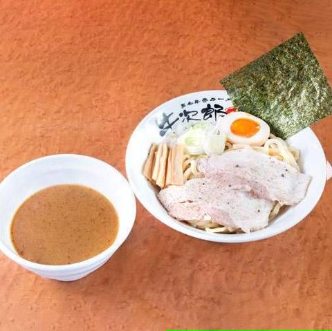 黒毛牛骨ラーメン 牛次郎 本店 牛骨つけ麺