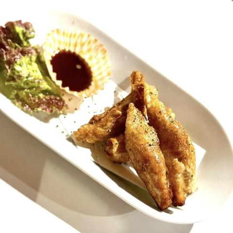 9時6分 鶏皮ぎょうざ