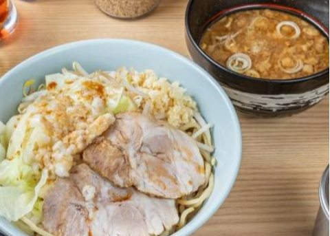 めん屋かみいた カミブタつけ麺