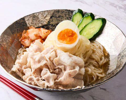 東京冷麺スタンド 大阪店 豚しゃぶ盛岡冷麺 Morioka Cold Noodles with Pork Shabu