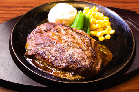 鉄板王国 西武新宿駅前店 王国ステーキ300g(150g×2枚)Kingdom Steak