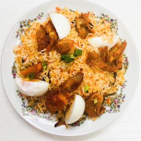ASIAN RESTAURANT TARAKHOLA KOSELI チキンビリヤニ Biryane