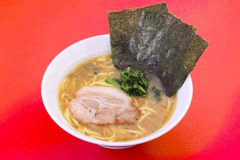 神楽坂家系ラーメンモンタナ ラーメン