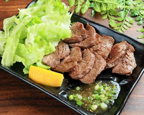 すみ吉酒場 牛タンステーキ