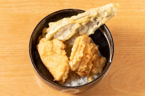 うどん屋 清 ミニかしわ天丼