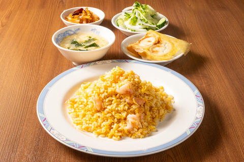 一味玲玲 新橋本店 エビと玉子チャーハンセット