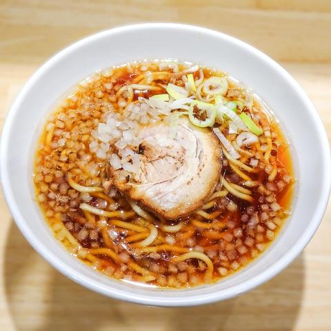 竹岡式ラーメン 松乃家 大和店 ラーメン(刻み玉ねぎ、刻み長ねぎ、チャーシュー1枚)