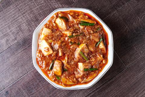 サケトメシ 痺辛麻婆豆腐
