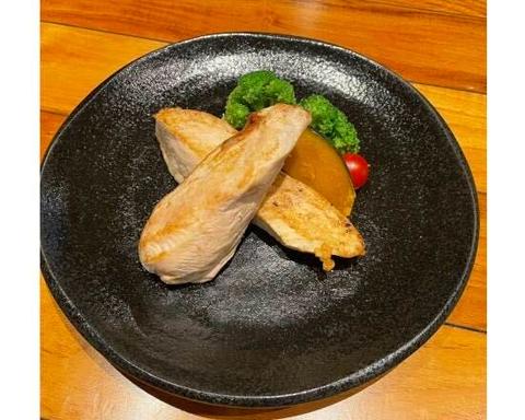 筋肉食堂 六本木店 New・鶏ムネ肉ステーキ(弁当)