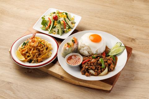 アジアンダイニングバー SAPANA(サパナ) 錦糸町店 ガパオ＆パッタイDeli(Gapao ＆ Padthai bento)