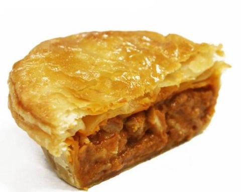 バイロンベイミートパイ 有明店 バターチキンカレーパイ