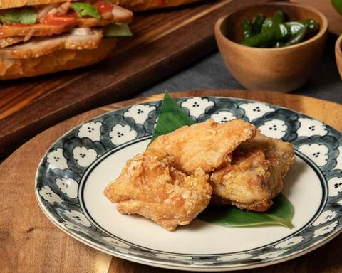 エビスバインミーベーカリー 【人気No.5】ベトナム風 鶏の唐揚げ Deep-Fried Chicken