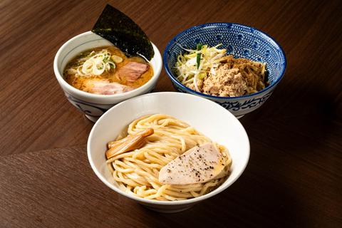 つけめんさなだ 千住本店 大山鶏のつけめん(三種チャーシュー入り)とパスタ和え麺セット
