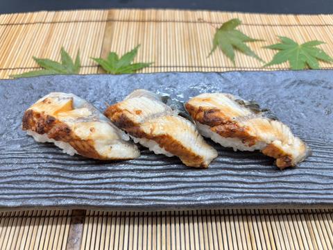 寿司・海鮮丼 がんこ 桃谷店 うなぎにぎり3貫 3 pieces of eel nigiri