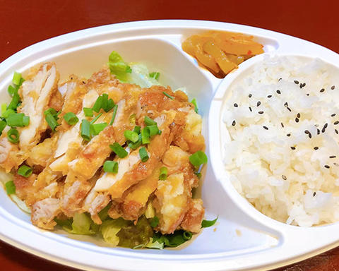餃子酒場 秋葉原店 油淋鶏弁当