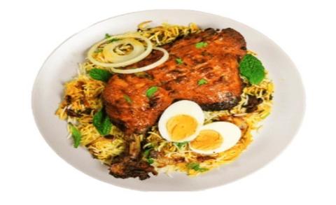 DELHI HOST CAFE&CURRY タンドリーチキンビリヤニ Tandoori Chicken Biryani