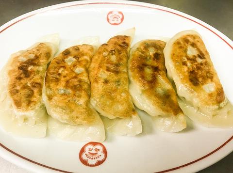 梅江飯店 自家製焼き餃子