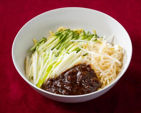 中華専門店 まるか飯店 川崎桜本店 ジャージャー麺