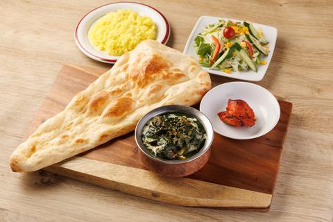 タイ＆インド 神楽坂エスニック CARAVAN SAPANA(キャラバンサパナ) ほうれん草とチキンのカレー弁当(Spi.chi curry bento)