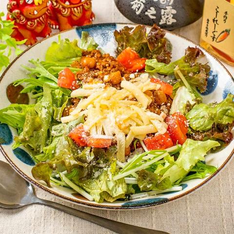 琉華 沖縄中華料理 金町店 タコライス