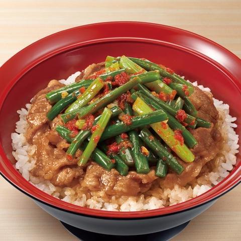 すき家 高円寺駅南口店 ニンニクの芽牛カルビ焼肉丼　Grilled Beef Galbi Rice Bowl w/ Chili Garlic Sprout