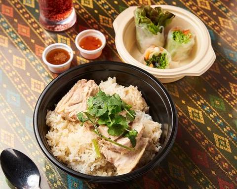 タイ・アヨタヤ 立川本店 S10カオマンガイ＆生春巻き/Khao Man Gai(Chicken Rice) ＆ Fresh Spring Roll