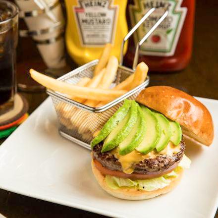 shake tree DINER アボガドチーズバーガー