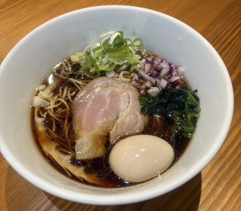 らぁ麺葉山 味玉黒醤油らーめん